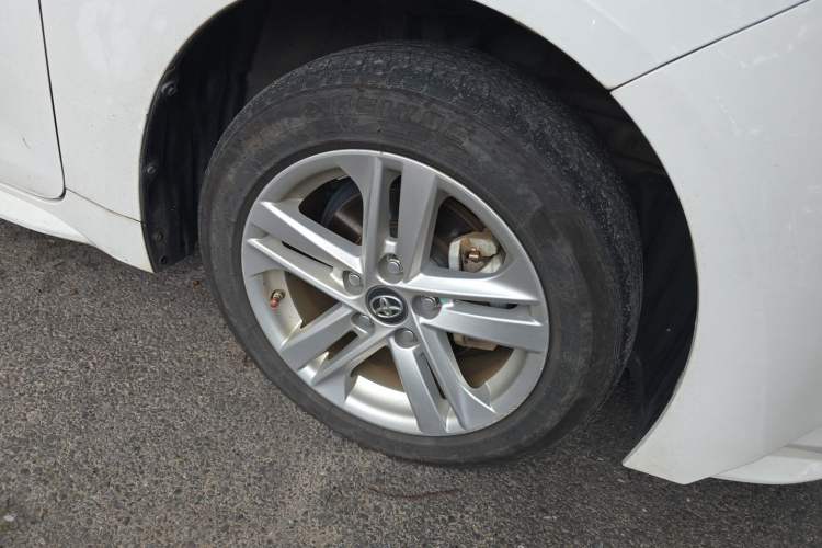 Used Toyota Levin 2022 Dual-Motor 1.8H E-CVT Leading Edition Right Front Wheel Hub