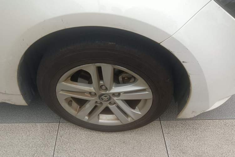 Used Toyota Levin 2022 185T CVT Luxury Edition Right Front Wheel Hub