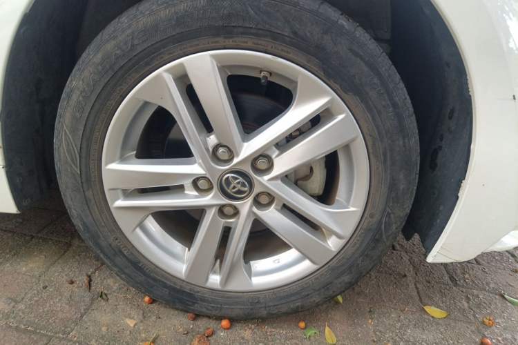 Used Toyota Levin 2022 Dual-Motor 1.8H E-CVT Leading Edition Right Front Wheel Hub