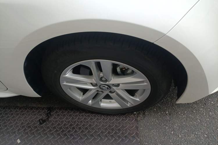 Used Toyota Levin 2022 Facelift TNGA 1.5L CVT Progressive Edition Right Front Wheel Hub