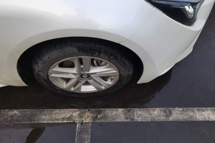 Used Toyota Levin 2022 185T CVT Luxury Edition Right Front Wheel Hub