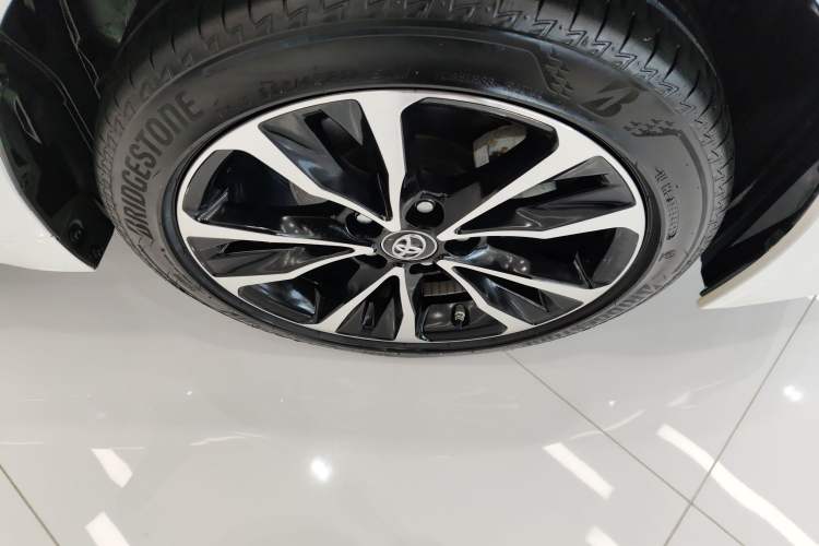 Used Toyota Levin 2022 Dual-Motor 1.8H E-CVT Sport Edition Right Front Wheel Hub