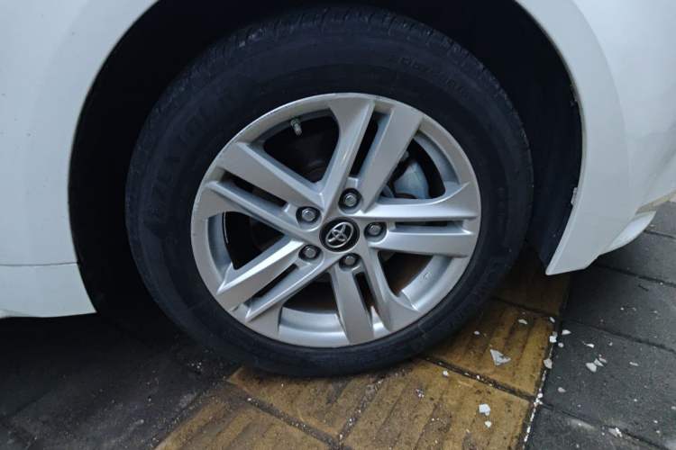 Used Toyota Levin 2022 Dual-Motor 1.8H E-CVT Leading Edition Right Front Wheel Hub