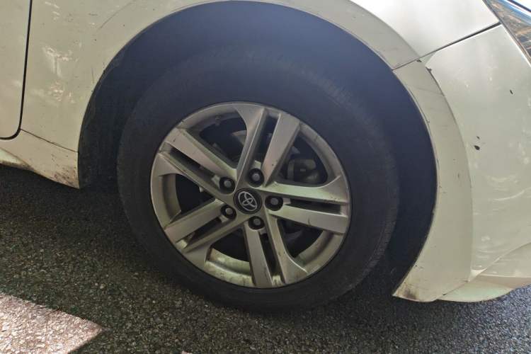 Used Toyota Levin 2022 Dual-Motor 1.8H E-CVT Progressive Edition Right Front Wheel Hub