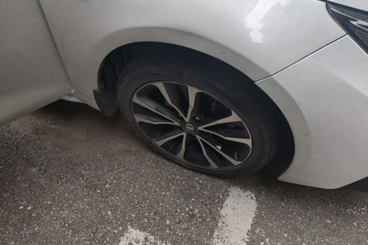Used Toyota Levin 2022 Dual-Motor 1.8H E-CVT Tech Edition Right Front Wheel Hub