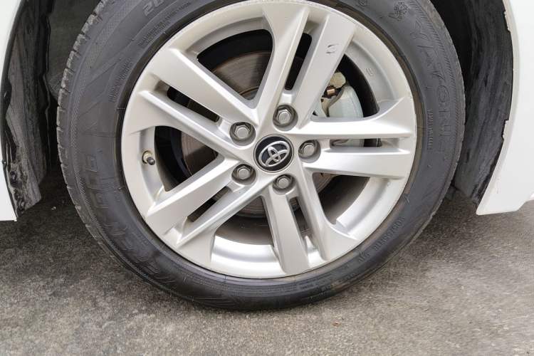 Used Toyota Levin 2022 Dual-Engine 1.8H E-CVT Luxury Edition Right Front Wheel Hub