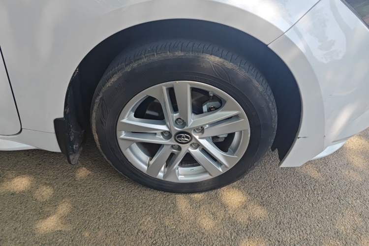 Used Toyota Levin 2022 185T CVT Luxury Edition Right Front Wheel Hub