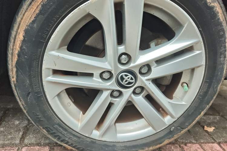 Used Toyota Levin 2022 185T CVT Tech Edition Right Front Wheel Hub