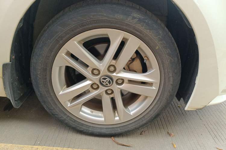 Used Toyota Levin 2022 Dual-Engine 1.8H E-CVT Luxury Edition Right Front Wheel Hub