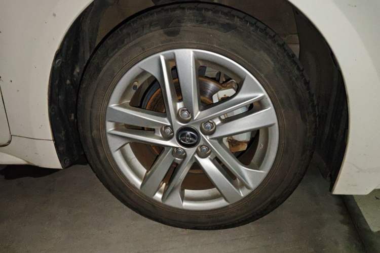 Used Toyota Levin 2022 Facelift TNGA 1.5L CVT Progressive Edition Right Front Wheel Hub