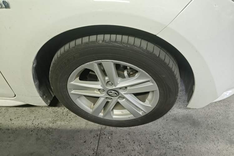 Used Toyota Levin 2022 Dual-Motor 1.8H E-CVT Progressive Edition Right Front Wheel Hub