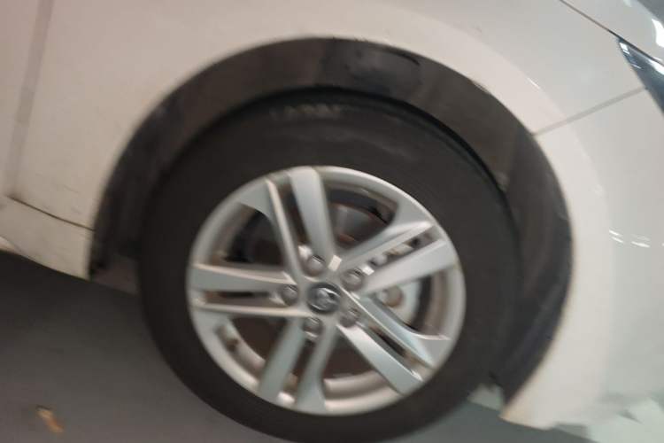 Used Toyota Levin 2022 185T CVT Luxury Edition Right Front Wheel Hub