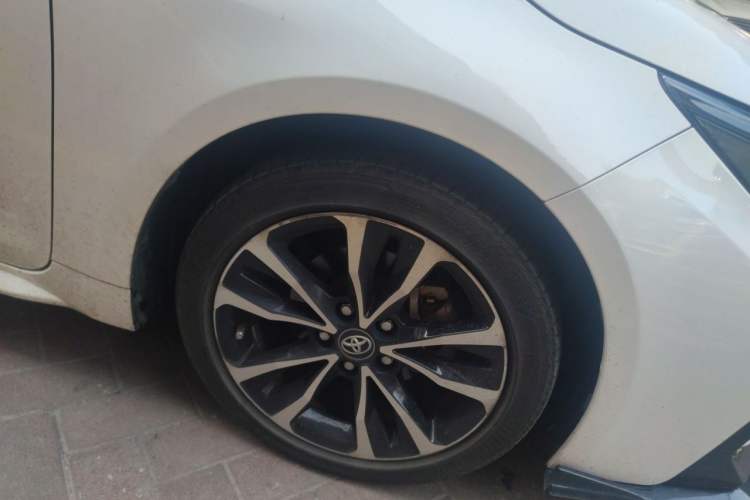 Used Toyota Levin 2022 185T CVT Sport Edition Right Front Wheel Hub
