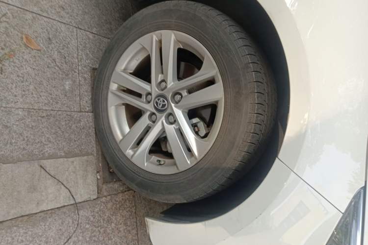 Used Toyota Levin 2022 Dual-Engine 1.8H E-CVT Luxury Edition Right Front Wheel Hub