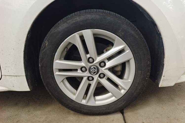 Used Toyota Levin 2022 Dual-Motor 1.8H E-CVT Leading Edition Right Front Wheel Hub