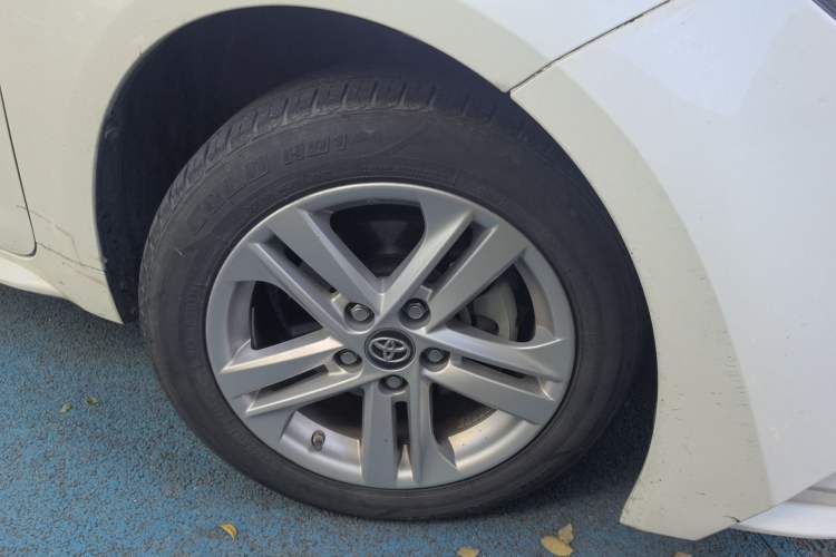 Used Toyota Levin 2022 Dual-Motor 1.8H E-CVT Leading Edition Right Front Wheel Hub