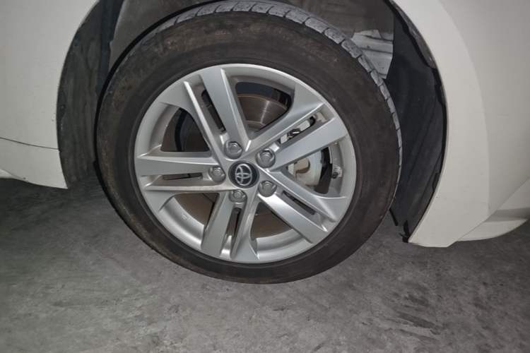 Used Toyota Levin 2022 Dual-Motor 1.8H E-CVT Leading Edition Right Front Wheel Hub