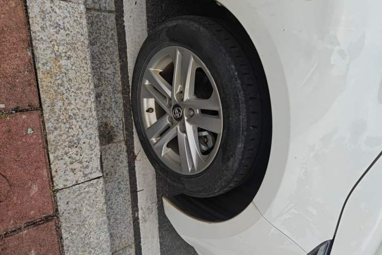 Used Toyota Levin 2022 Dual-Engine 1.8H E-CVT Luxury Edition Right Front Wheel Hub