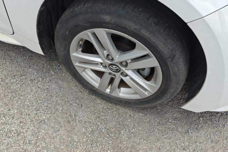 Used Toyota Levin 2022 185T CVT Luxury Edition Right Front Wheel Hub