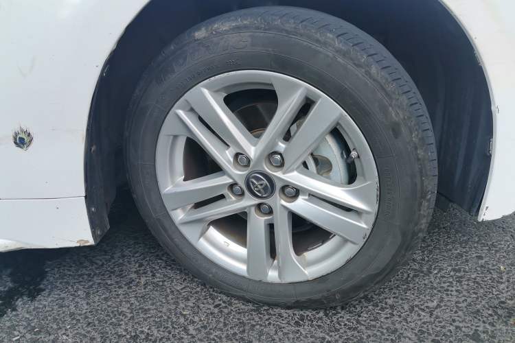 Used Toyota Levin 2022 Dual-Motor 1.8H E-CVT Progressive Edition Right Front Wheel Hub
