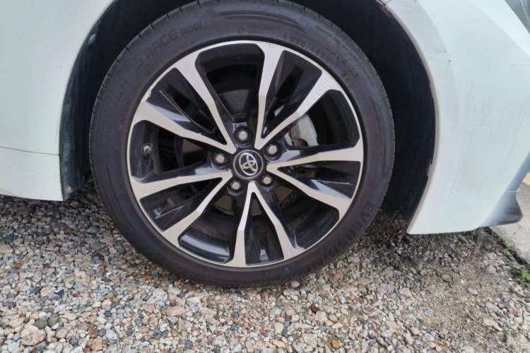 Used Toyota Levin 2022 185T CVT Sport Edition Right Front Wheel Hub