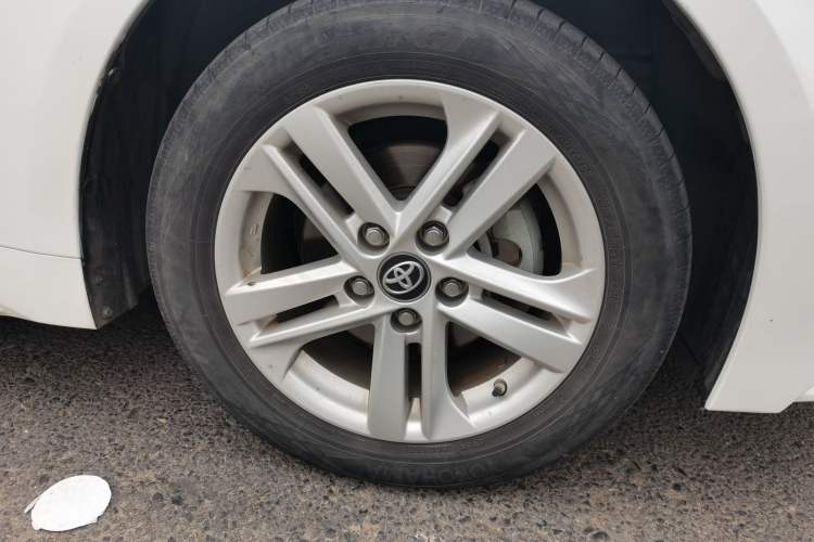 Used Toyota Levin 2022 Dual-Motor 1.8H E-CVT Leading Edition Right Front Wheel Hub
