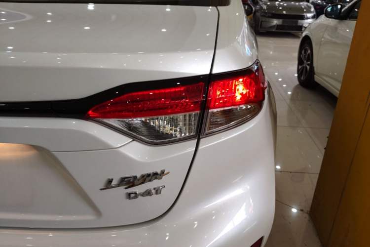 Used Toyota Levin 2022 185T CVT Luxury Edition Right Rear Taillight