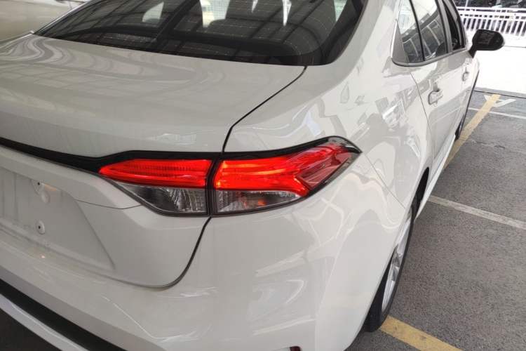 Used Toyota Levin 2022 Dual-Motor 1.8H E-CVT Leading Edition Right Rear Taillight