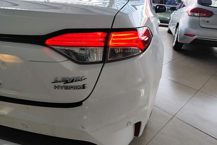 Used Toyota Levin 2022 Dual-Motor 1.8H E-CVT Leading Edition Right Rear Taillight
