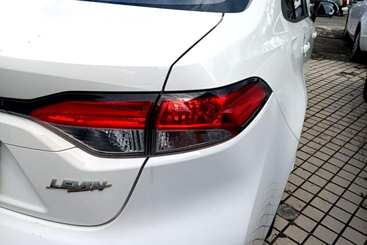 Used Toyota Levin 2022 Facelift TNGA 1.5L CVT Progressive Edition Right Rear Taillight
