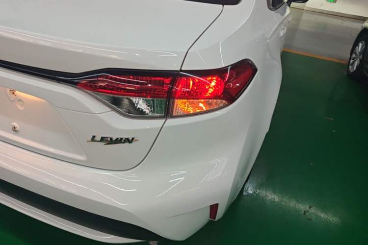 Used Toyota Levin 2022 Facelift TNGA 1.5L CVT Progressive Edition Right Rear Taillight