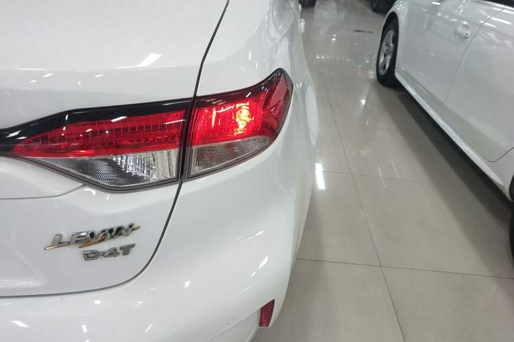 Used Toyota Levin 2022 185T CVT Sport Edition Right Rear Taillight