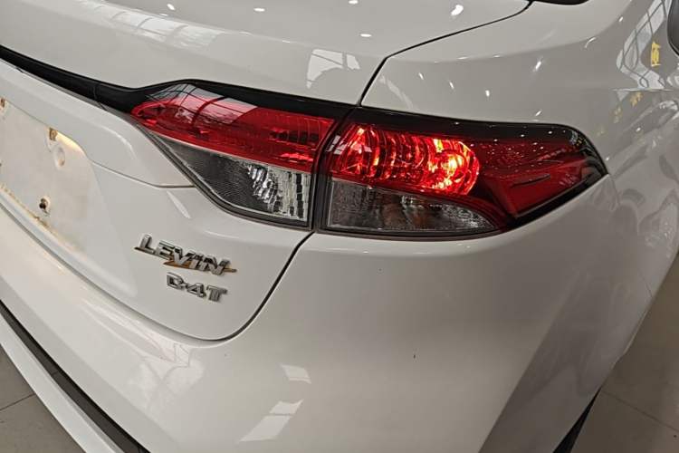 Used Toyota Levin 2022 185T CVT Luxury Edition Right Rear Taillight