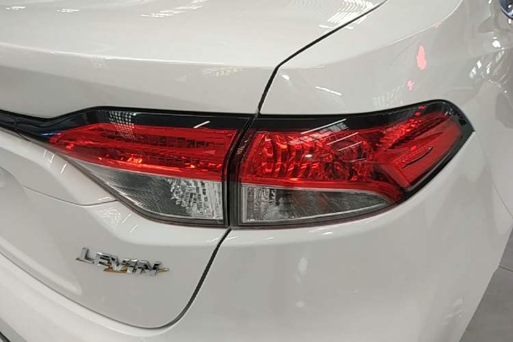 Used Toyota Levin 2022 Facelift TNGA 1.5L CVT Progressive Edition Right Rear Taillight