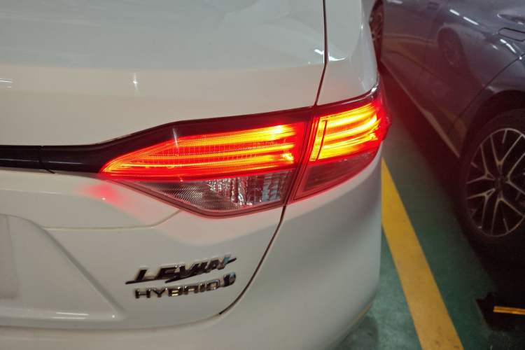 Used Toyota Levin 2022 Dual-Motor 1.8H E-CVT Progressive Edition Right Rear Taillight