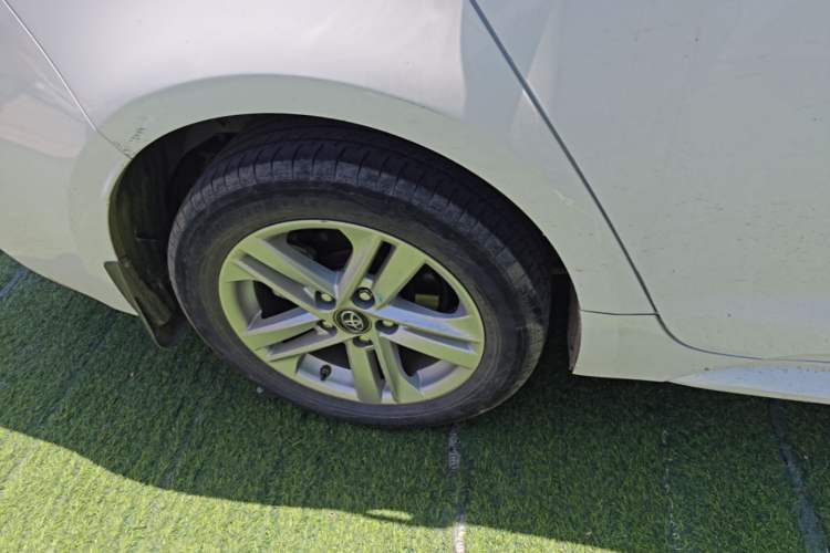 Used Toyota Levin 2022 185T CVT Luxury Edition Right Rear Wheel Hub