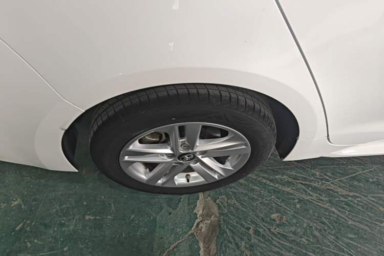 Used Toyota Levin 2022 185T CVT Luxury Edition Right Rear Wheel Hub