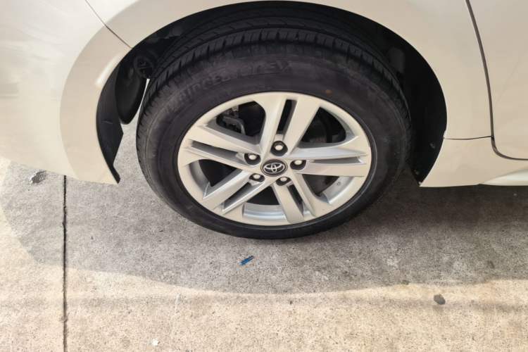 Used Toyota Levin 2022 185T CVT Luxury Edition Right Rear Wheel Hub