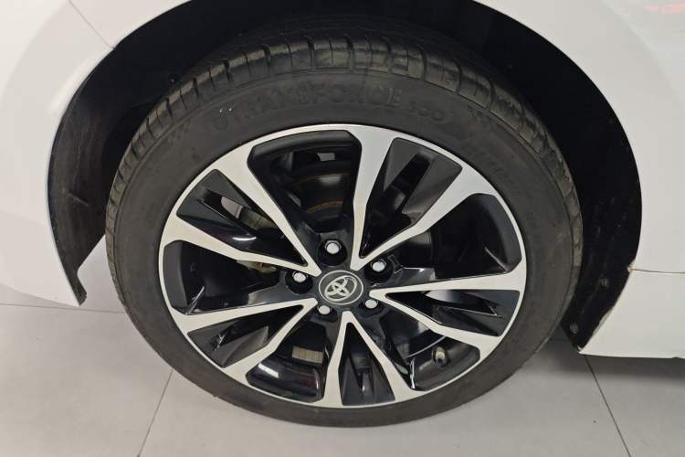Used Toyota Levin 2022 185T CVT Sport Edition Right Rear Wheel Hub