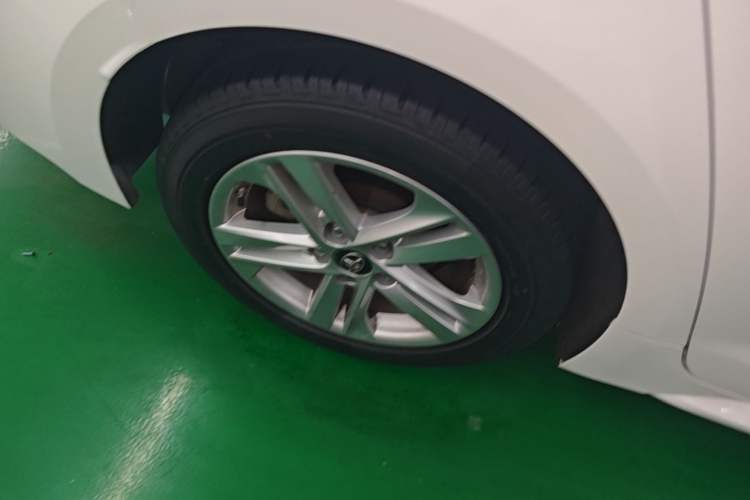 Used Toyota Levin 2022 Facelift TNGA 1.5L CVT Progressive Edition Right Rear Wheel Hub