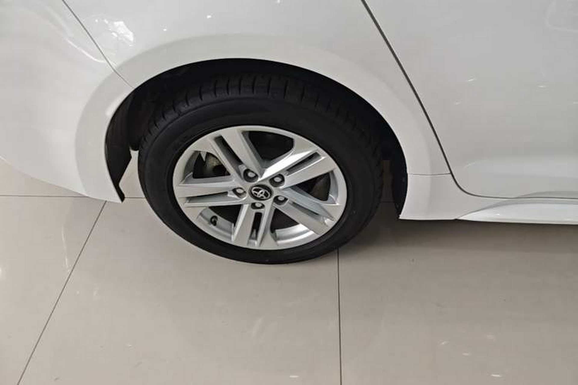 Used Toyota Levin 2022 185T CVT Luxury Edition Right Rear Wheel Hub
