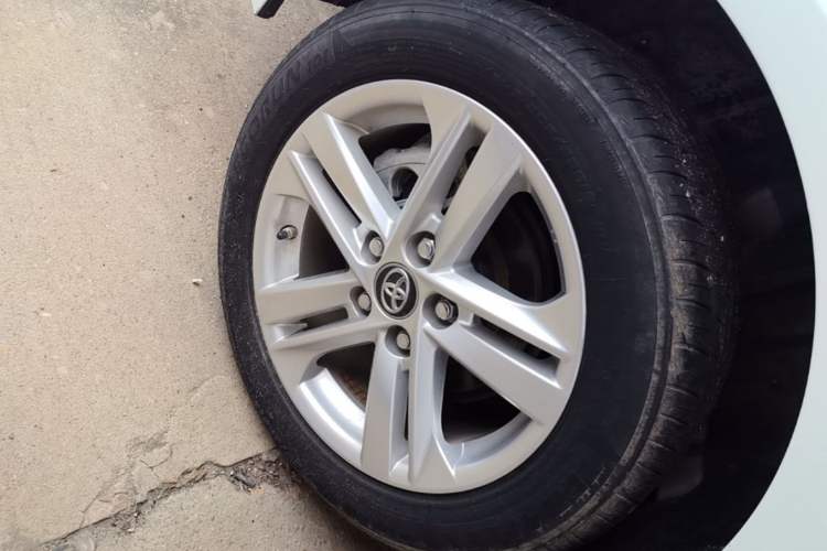 Used Toyota Levin 2022 Dual-Engine 1.8H E-CVT Luxury Edition Right Rear Wheel Hub
