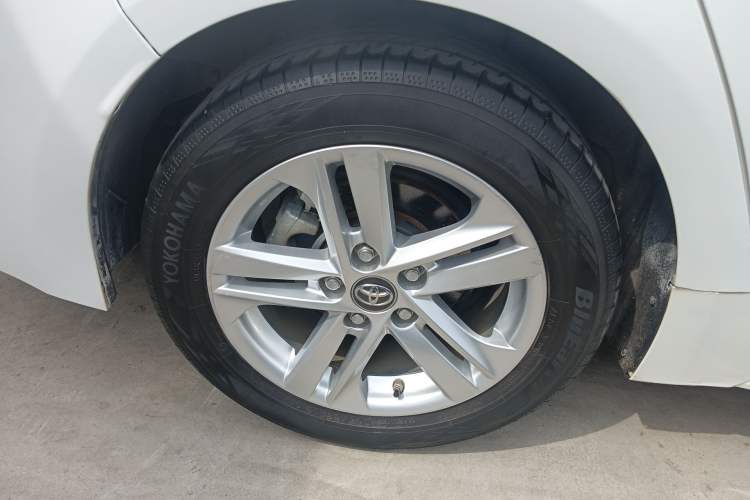 Used Toyota Levin 2022 Facelift TNGA 1.5L CVT Progressive Edition Right Rear Wheel Hub