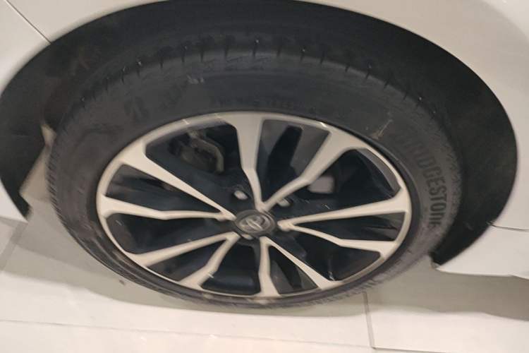 Used Toyota Levin 2022 185T CVT Sport Edition Right Rear Wheel Hub