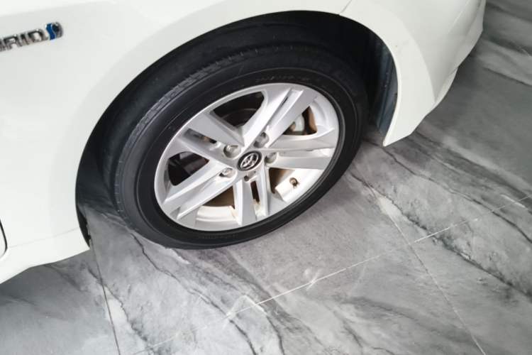 Used Toyota Levin 2022 Dual-Motor 1.8H E-CVT Leading Edition Right Rear Wheel Hub