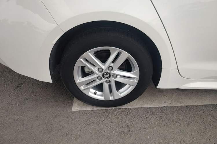 Used Toyota Levin 2022 Facelift TNGA 1.5L CVT Progressive Edition Right Rear Wheel Hub