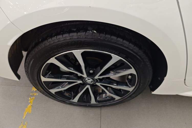 Used Toyota Levin 2022 185T CVT Sport Edition Right Rear Wheel Hub