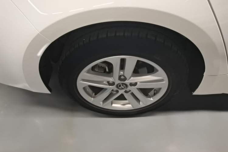 Used Toyota Levin 2022 Dual-Engine 1.8H E-CVT Luxury Edition Right Rear Wheel Hub