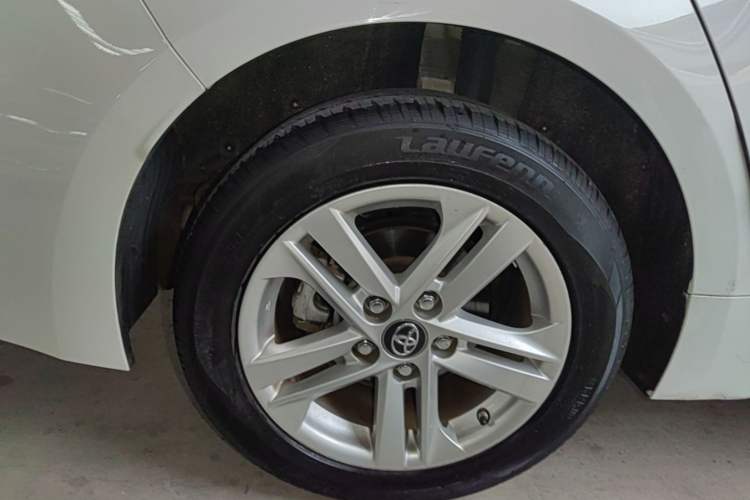Used Toyota Levin 2022 Dual-Motor 1.8H E-CVT Leading Edition Right Rear Wheel Hub