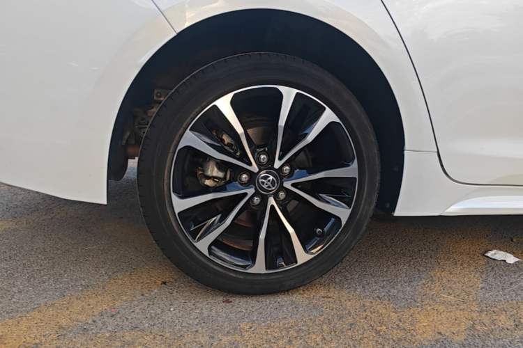 Used Toyota Levin 2022 Dual-Motor 1.8H E-CVT Sport Edition Right Rear Wheel Hub